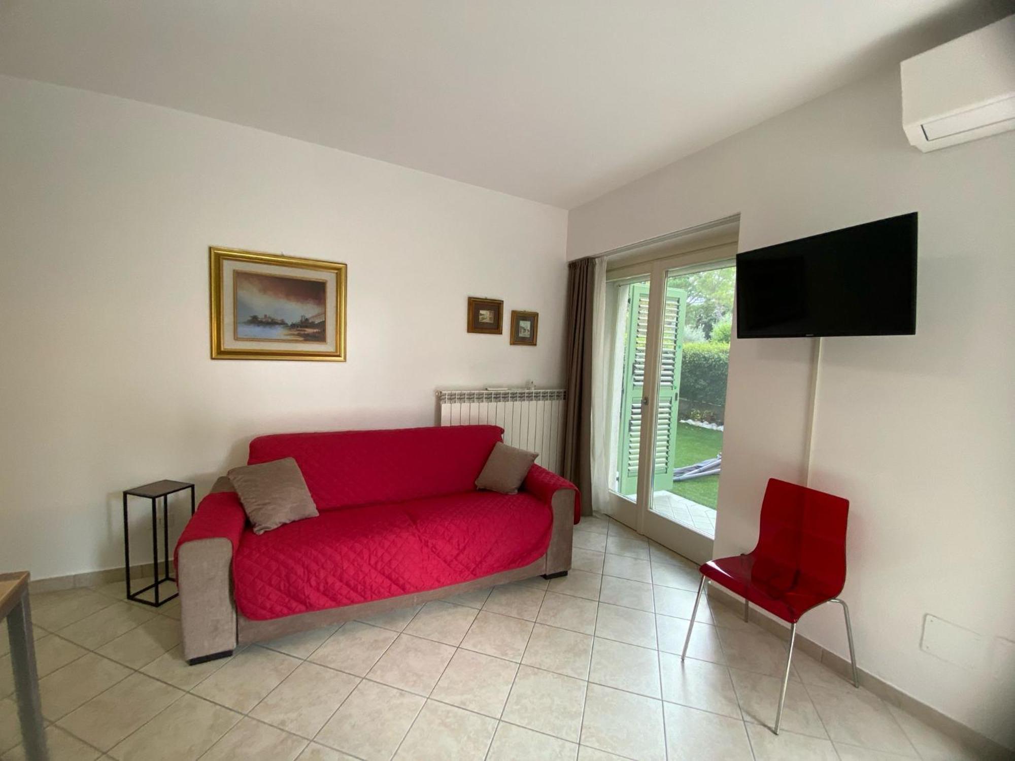 Alma Apartment Сирмионе Екстериор снимка